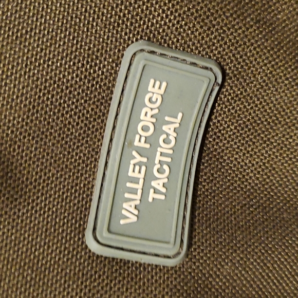 Valley Forge Tactical back pack - Picture 4 of 12